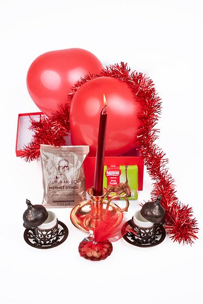 DMT COPPER HOME New Year's Package with Candle Pot & Cup & Turkish Coffee & Chocolate