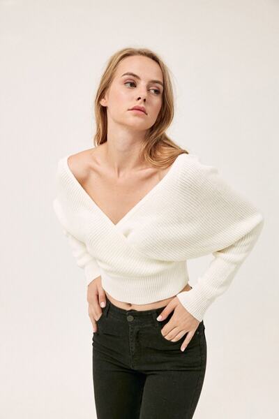 Kırçiçek Pulover crop din tricot cu talie înaltă în față și în spate - Ecru