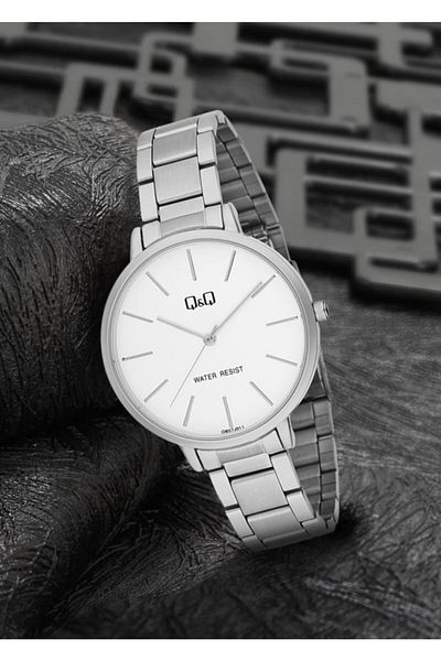 Q&Q Qb57j201y Silver Wristwatch