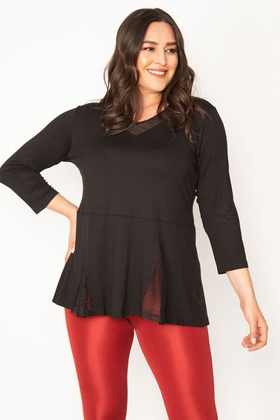 Şans Women's Large Size Black Viscose Blouse with Lace Detail on Collar and Hem 65n30460