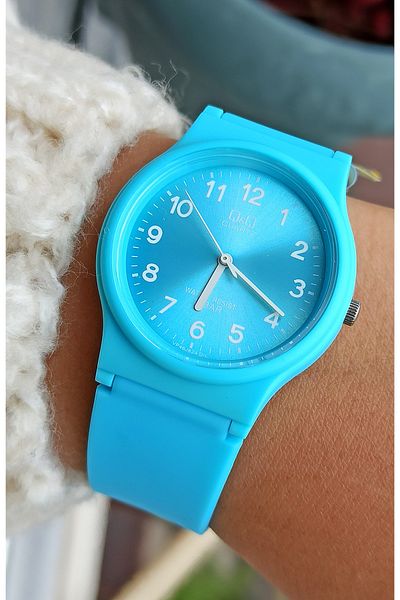Q&Q Blue Children's Wristwatch
