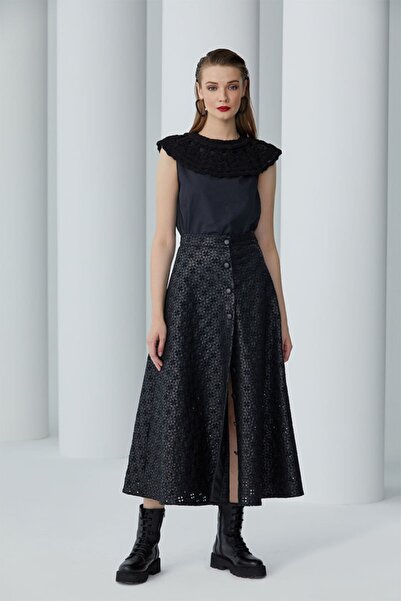 By Mare Style Faux Leather Patterned Embroidery Long Skirt Faux Leather Patterned Embroidery Long Skirt