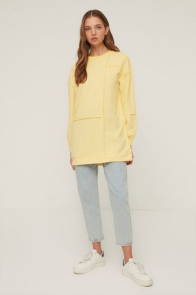 Trendyol Modest Übergroßes gelbes Strick-Sweatshirt – gerippte Details TCTSS22TW0002