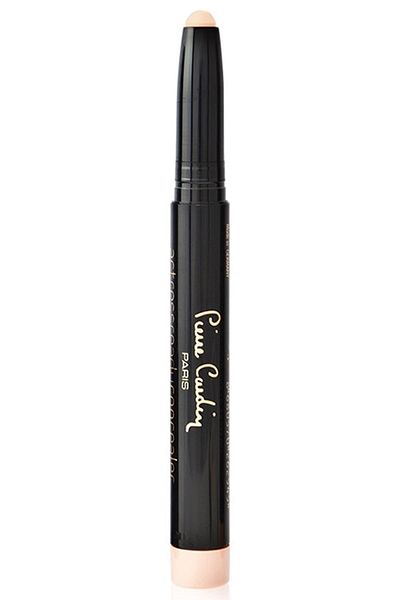 Pierre Cardin Brand: Lumihighlighter Illuminator Stick 002 Medium Category: Illuminator