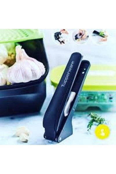 Tupperware Black Garlic Crusher