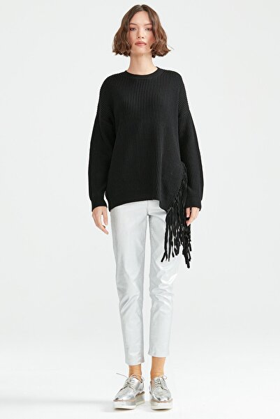 Tığ Triko Yandan Püskül Detaylı Triko Bluz Siyah