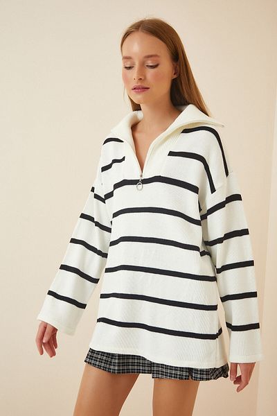 Happiness İstanbul Schwarzer, ecrufarbener, gestreifter, übergroßer Strickpullover für Damen VA00031