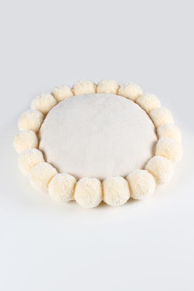 Bc Home Ponponlu Yuvarlak Kırlent - Krem