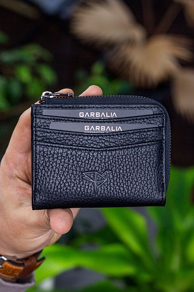 Garbalia Figo Genuine Leather Black Zippered Mini Card Holder Wallet