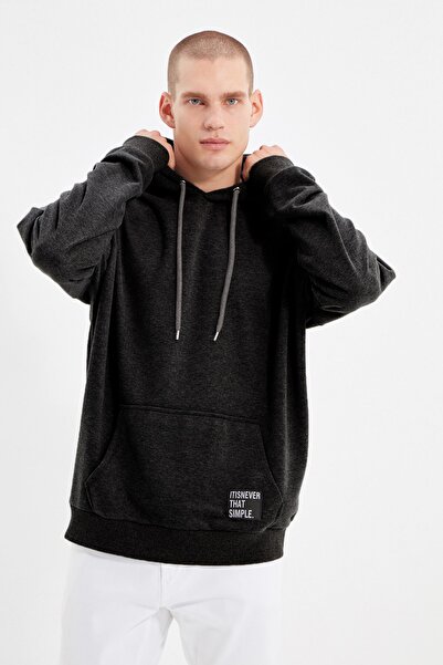 Trendyol Collection Zakouřená fleecová mikina s kapucí – oversize střih, s označením TMNAW21SW2005