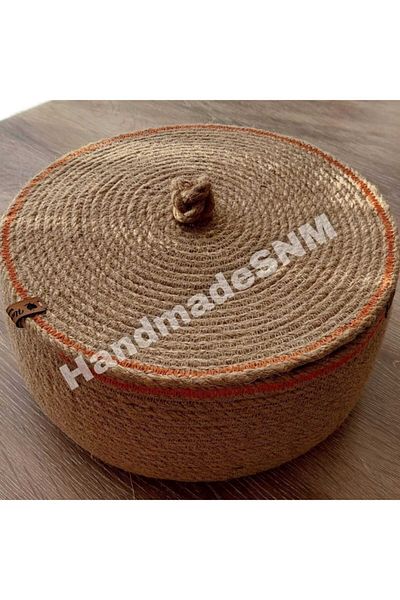 HandmadeSNM Плетена кошница - Декоративна с капак