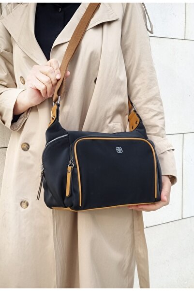 Women's Tan Hand and Shoulder Bag
