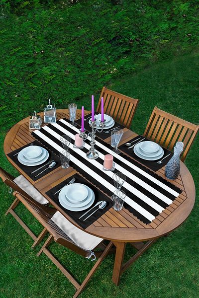 Realhomes Cu dungi alb-negru 1 pasaj și 4 paturi de loc colorate negru