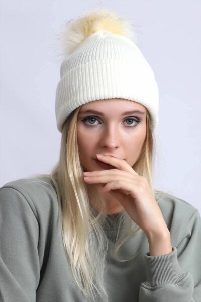 Deafox Dámský baret Ecru Pompom