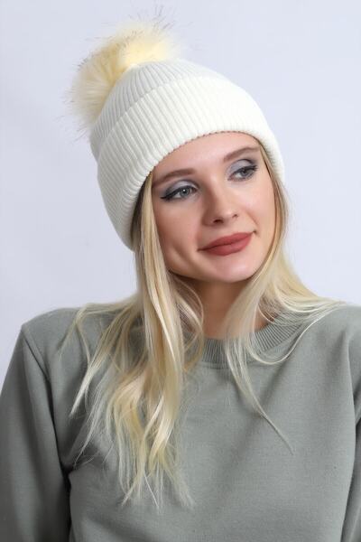 Deafox Dámský baret Ecru Pompom