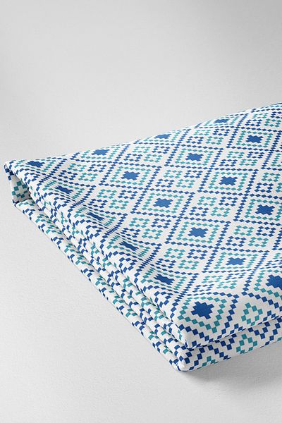 Vagonik Față de masă cu imprimare digitală cu design special 140cm X 220 cm