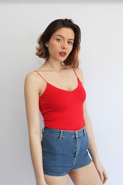 Rosse Butik Women's Red Rope Strap V-Neck Tank Top