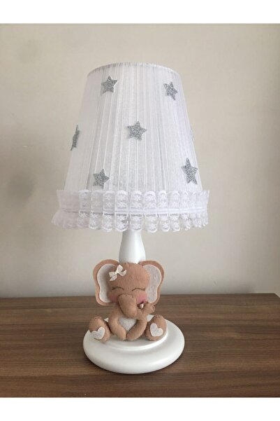 Keçeli parti hayalleri غرفة أطفال بلون القهوة الكريمية - عاكس الضوء على شكل ف...