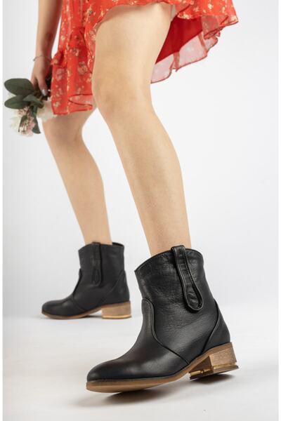 PASSAGE SHOES 5061 Чорні шкіряні жіночі черевики