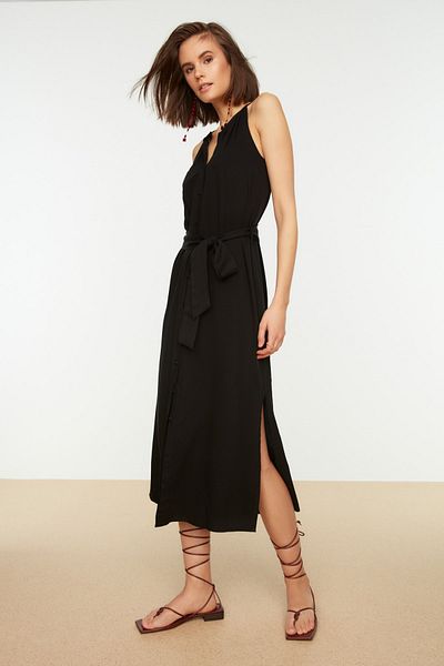Trendyol Collection Midi Woven Košilové šaty s převládajícím límcem s černým páskem TWOSS19XM0112