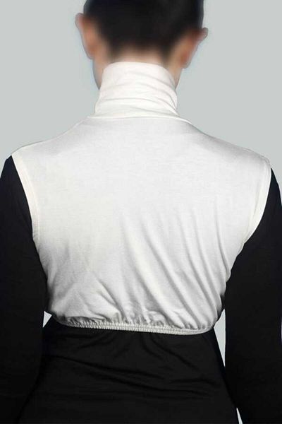 Altobeh Zero Sleeve Turtleneck Full Neck Lycra Combed Cotton Women's Half Body - Ecru