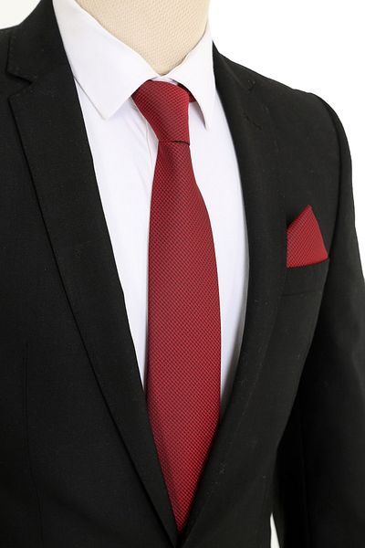 Brianze Red Small Dot Pattern Tie Handkerchief Set
