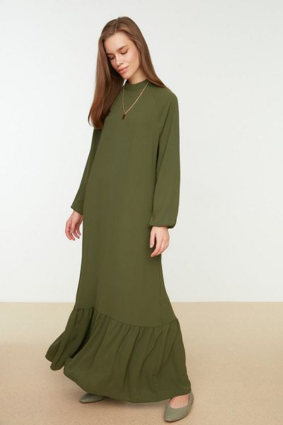 Trendyol Modest Khakifarbenes, elastisches Aerobin-Gewebekleid mit Stehkragen und Ärmelenden TCTSS22EB0010