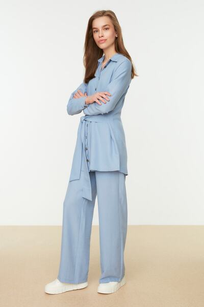 Trendyol Modest Σετ πουκάμισο-παντελόνι Aerobin με μπλε ζώνη TCTSS22US0067