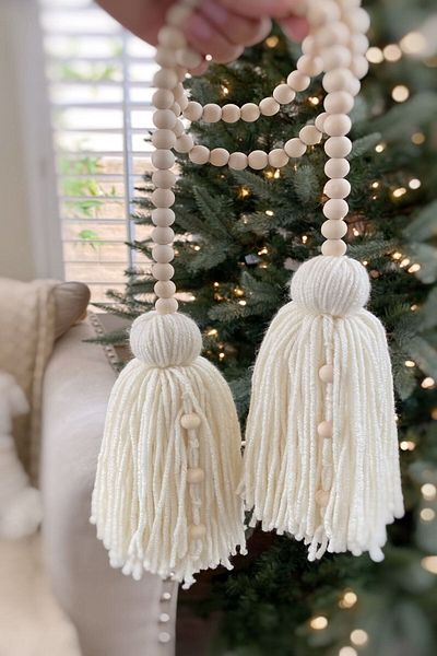 Emtory Home Ornament pentru ușă și perdea cu mărgele din lemn cu pompon alb de macrame