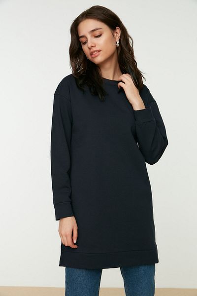 Trendyol Modest Marineblau-Ecru 2er-Pack Basic-Strick-Sweatshirt mit Rundhalsausschnitt TCTAW22TW0152