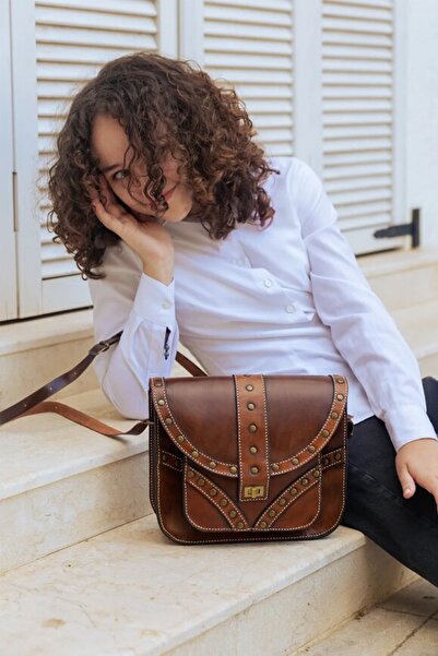 volk Hakiki Deri El Işi Kadın Omuz Çantası Perçin Modeli