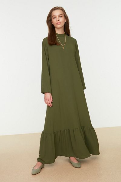 Trendyol Modest Khakifarbenes, elastisches Aerobin-Gewebekleid mit Stehkragen und Ärmelenden TCTSS22EB0010