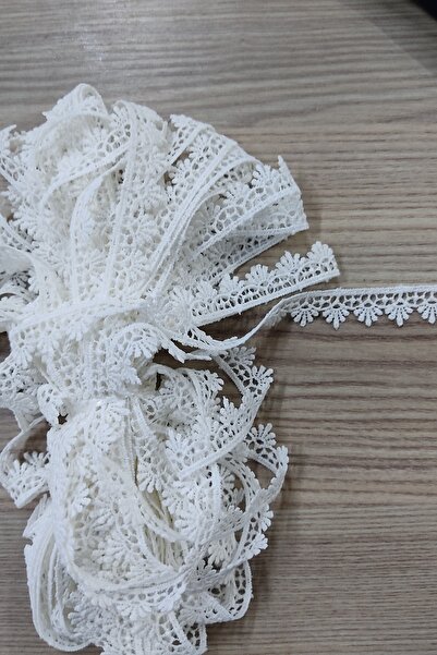 DUAYEN Güpür Dantel Beyaz Metre Çıtır Akasya Desen 2 Metre