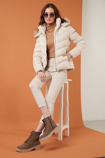 Lela Plush Lined Collar Faux Fur Detachable Hooded Slim Fit Coat with Pockets Women's Coat