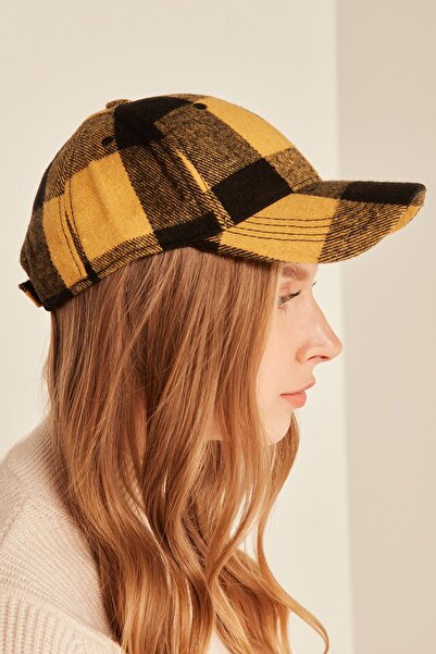 MARBERRY Șapcă de lână cu model în carouri galbene unisex