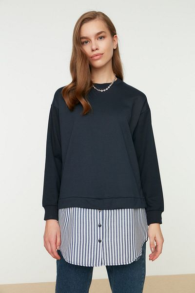 Trendyol Modest Sweatshirt - Dunkelblau - Regular Fit