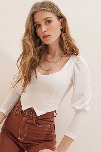 Trend Alaçatı Stili Damska biała krótka bluzka z dekoltem w kształcie litery V, balonowymi rękawami ALC-X7747