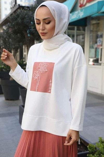 YILMAZBARMAZ Women's Pleated Skirt Set