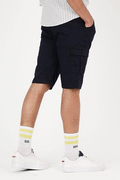 Serseri Jeans شورت كابري بقصة ضيقة من القماش المرن للرجال باللون الأزرق الداكن مع جيوب جانبية