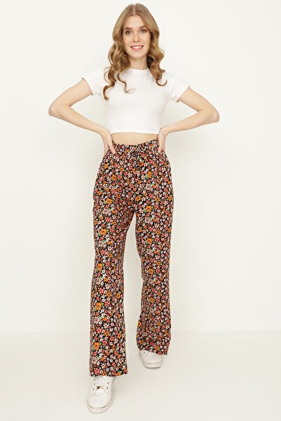 Select Moda Γυναικείο παντελόνι με φαρδύ πόδι με μαύρο λουλουδάτο σχέδιο