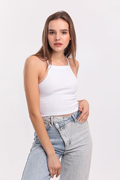 TİODES Kadın Beyaz Ince Askılı Halter Yaka Crop Top