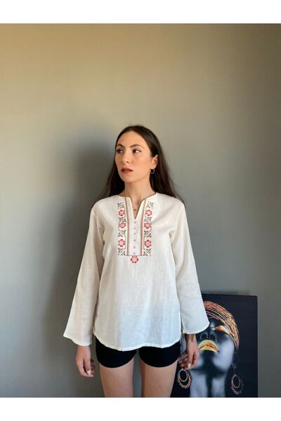 Esvap Butik Uzun Kollu Bluz Şile Bezi Önü Nakışlı