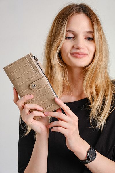 Just Polo Women's 20 Card Capacity Embossed Printed Snap and Zipper Closure Card Holder Wallet