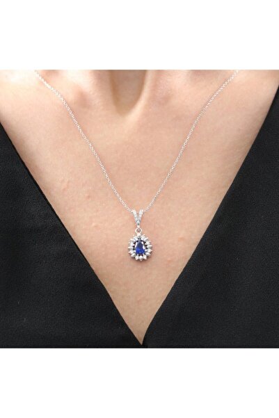 Mia Vento Pırlanta Montür Yağmur Tanesi Sentetik Safir Sadelik Mührü Gümüş Kolye