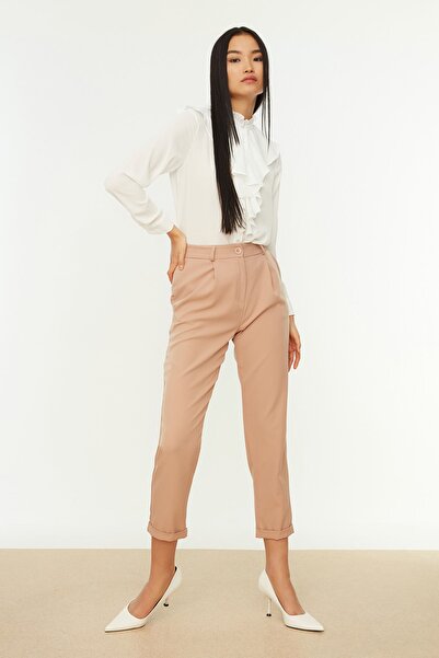 Trendyol Collection Norkové základní tkané kalhoty TWOAW21PL0198