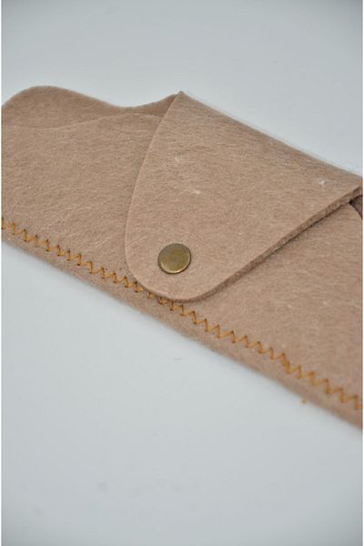 mottomia Single Light Brown Color Felt Handmade Sun and Reading Glasses Case