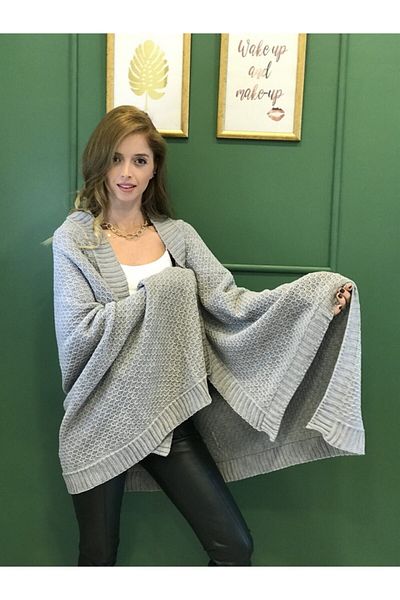 Ocean Light Gray Knitwear Shoulder Shawl