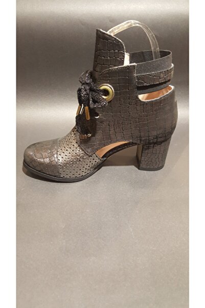 Rivaldi Kadın Altın Ayakkabı