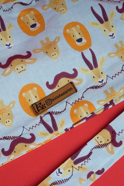 Best Bone Light Water Green Nature Animals Patterned Surgical Bonnet