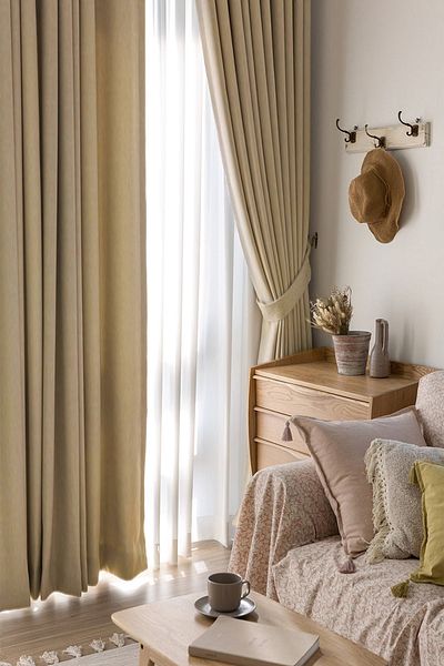 De'Vor Velvet Look Thick Background Curtain Beige